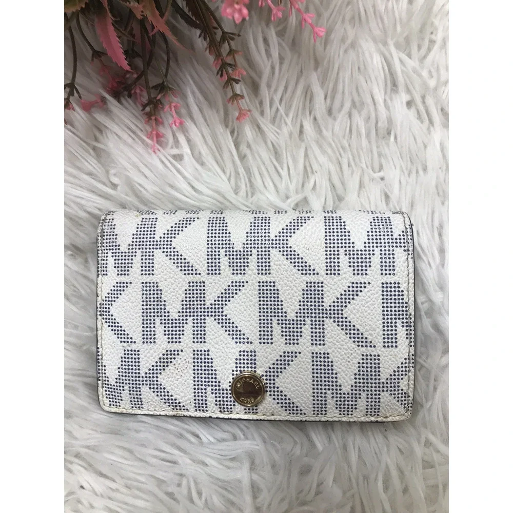 MICHAEL KORS Jet Set Travel Logo Credit Cards slot Folds Small size Wallet 5